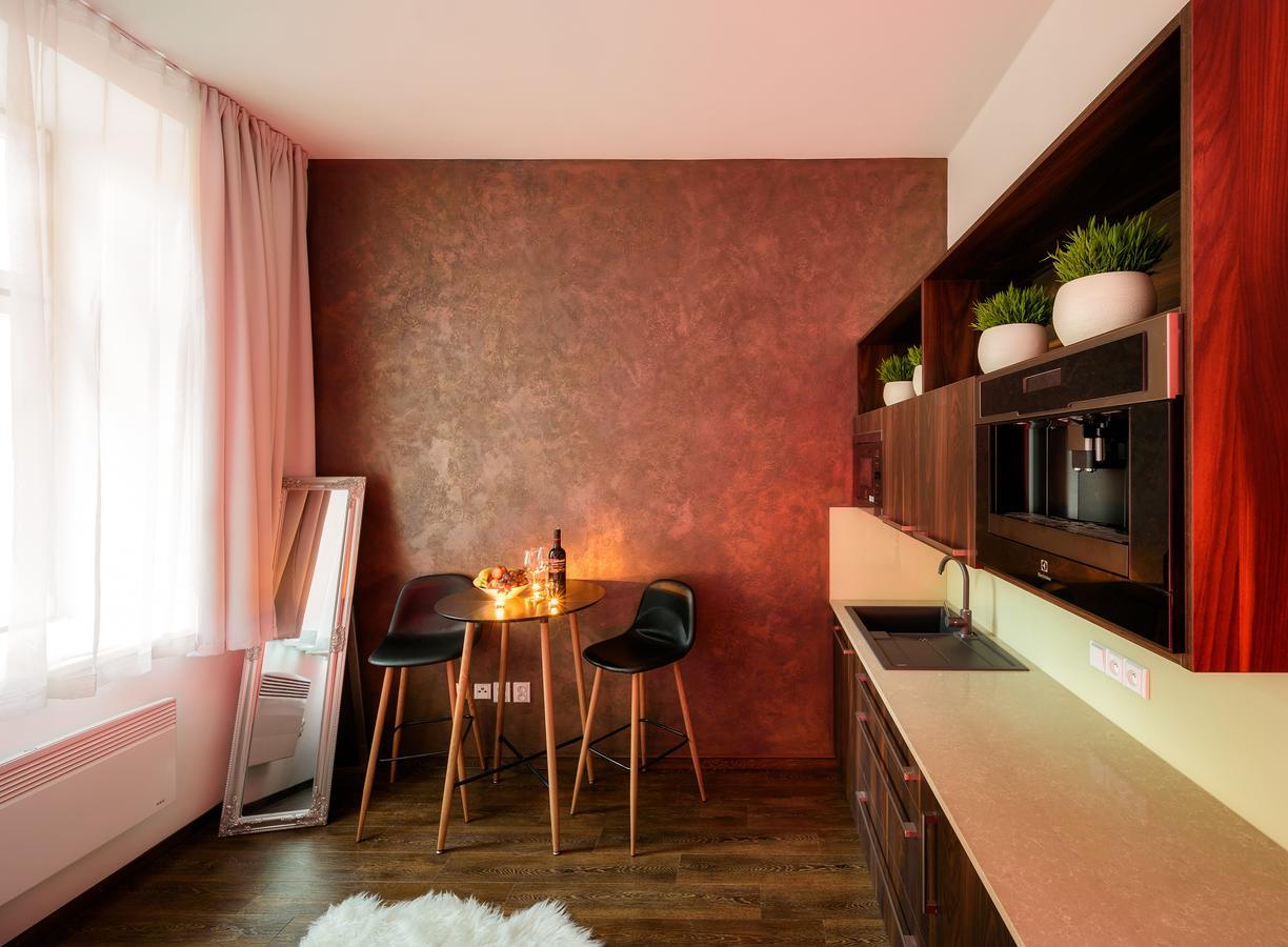 Fifty Shades Of Gray Studio, City Center Hradec Králové Dış mekan fotoğraf