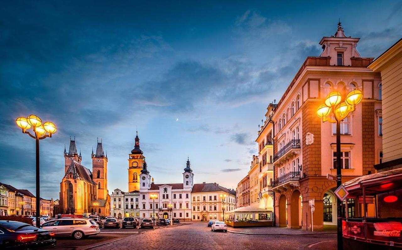 Fifty Shades Of Gray Studio, City Center Hradec Králové Dış mekan fotoğraf